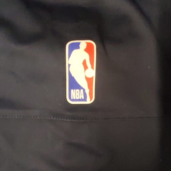 NBA - Picture 6 of 7